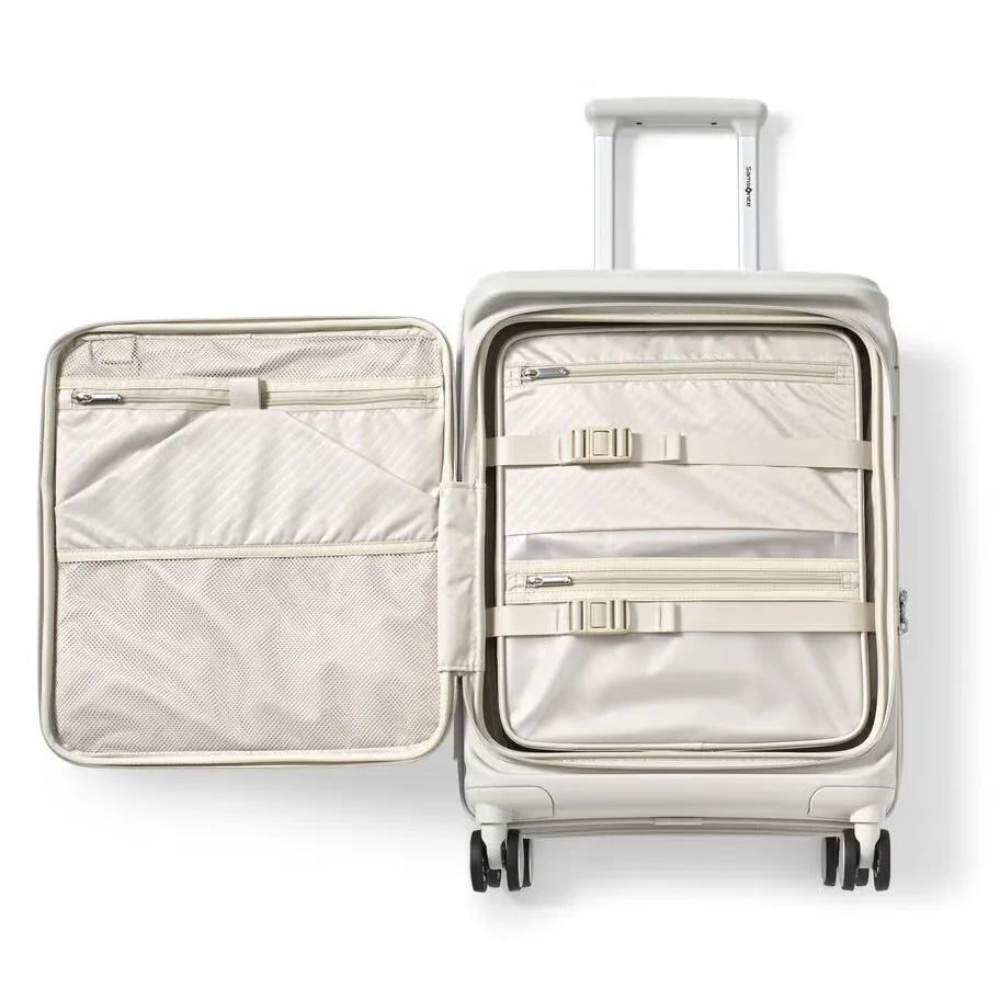 Paralux Global Carry-On Spinner