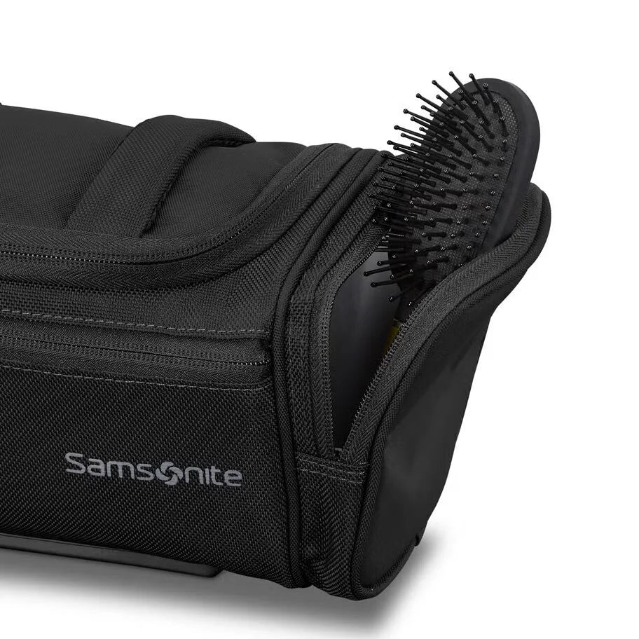 Detour Toiletry Kit