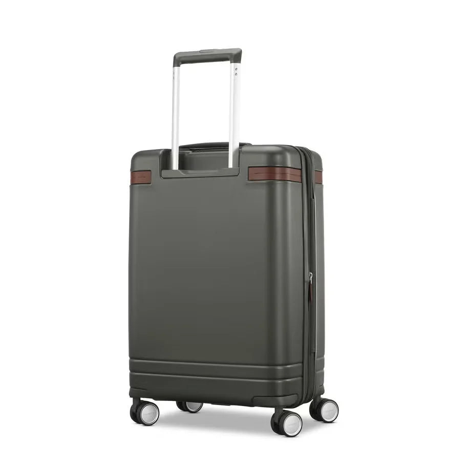 Virtuosa Carry-On Spinner