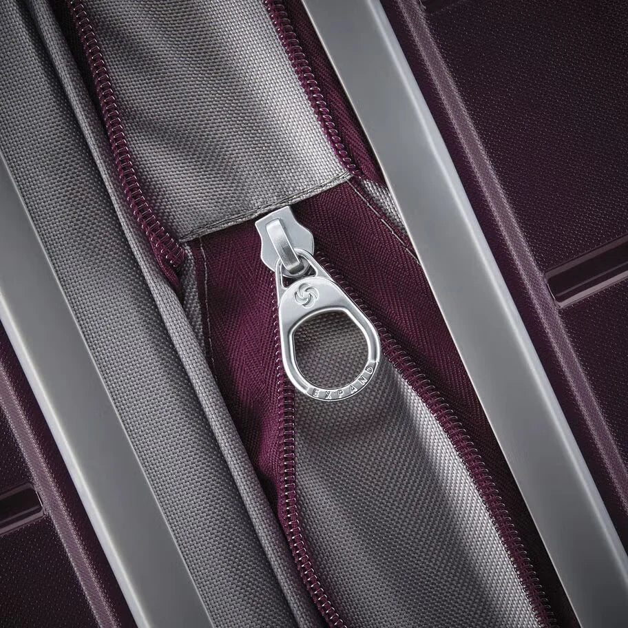 Freeform Carry-On Spinner